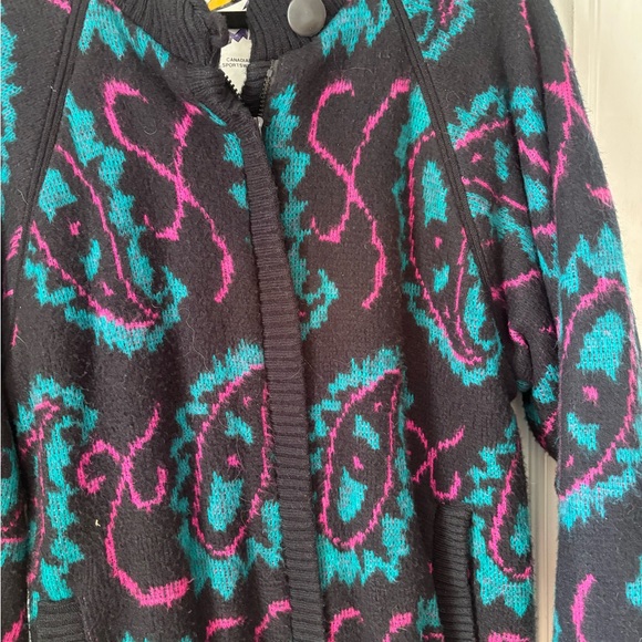 Women’s 80’s Vintage Karisma Canadian Sportswear Paisley Button Front Cardigan - Picture 2 of 13